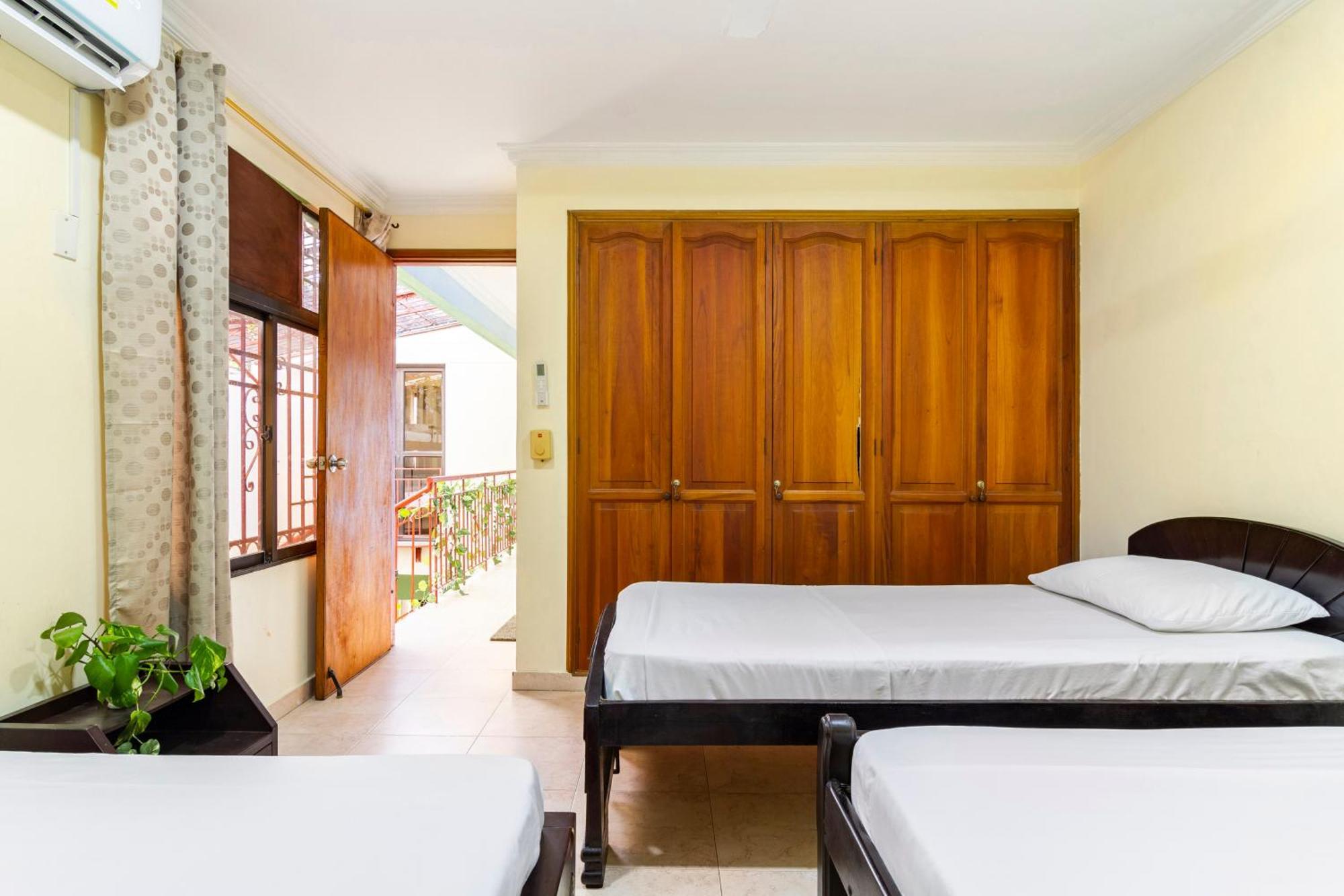 Hostal Cartagonova - Habitaciones Privadas Y Amplias Cerca A Zonas Turisticas Cartagena Exterior photo