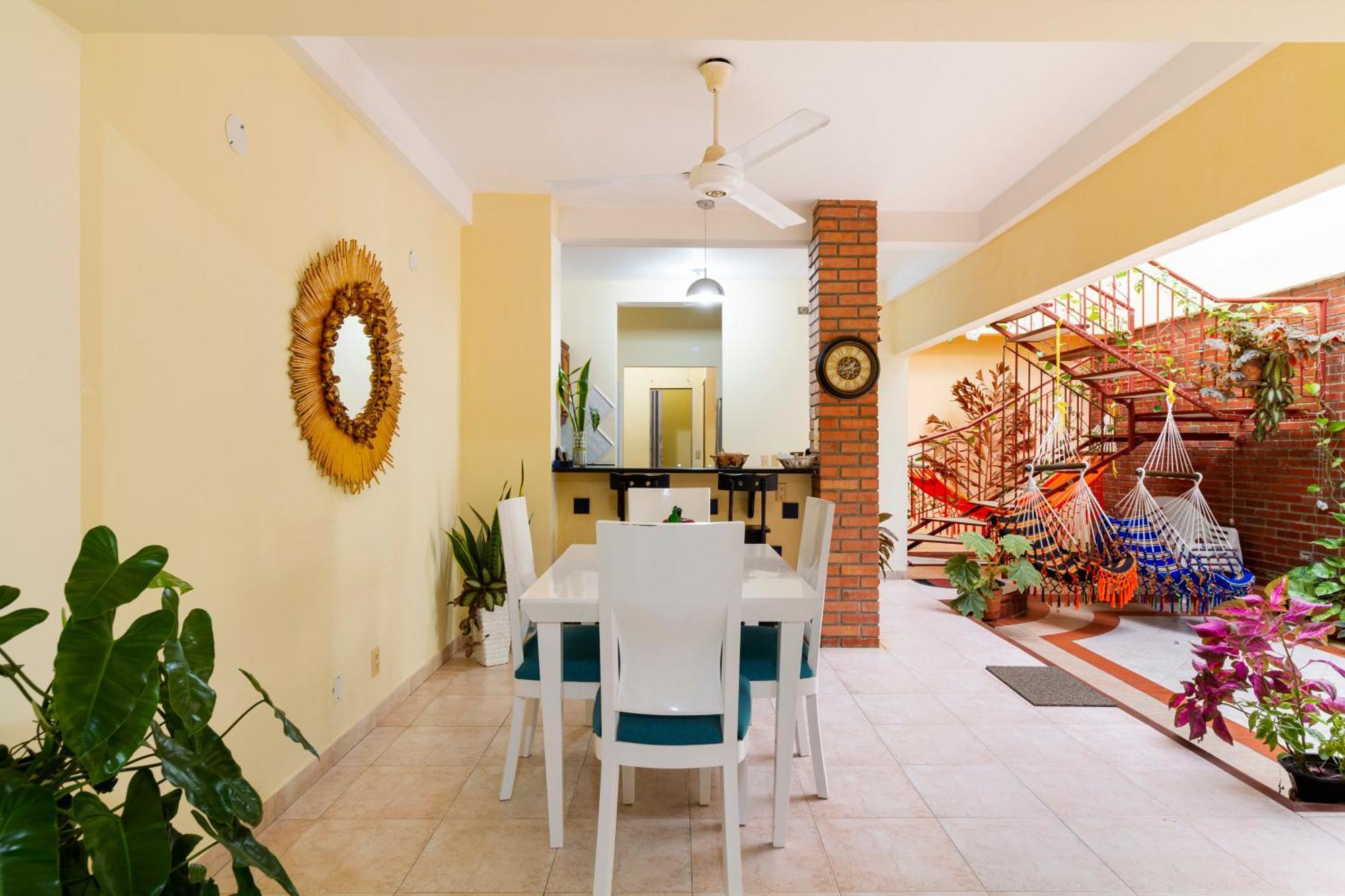 Hostal Cartagonova - Habitaciones Privadas Y Amplias Cerca A Zonas Turisticas Cartagena Exterior photo