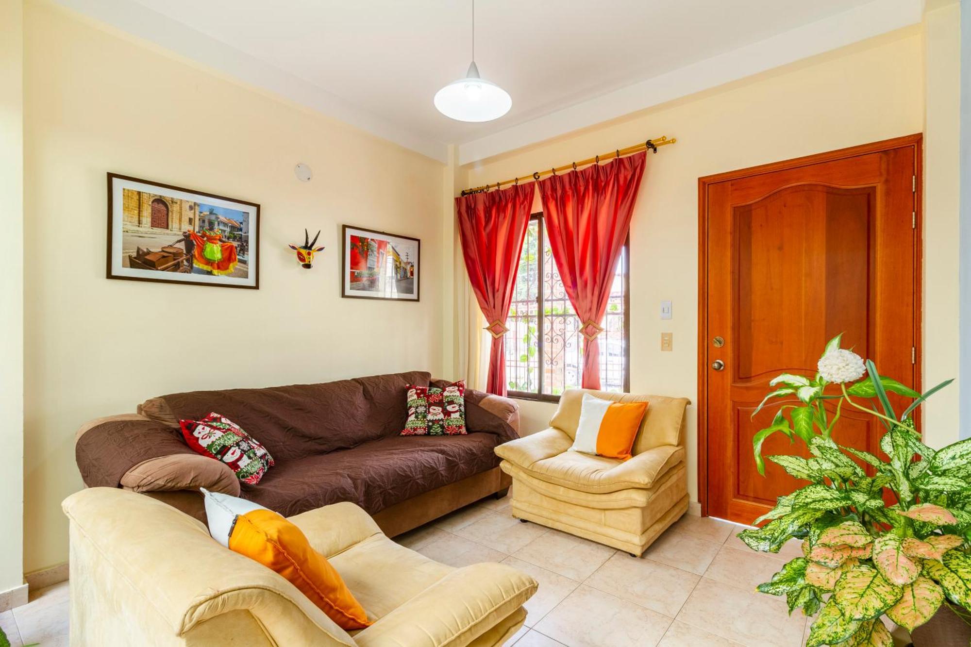 Hostal Cartagonova - Habitaciones Privadas Y Amplias Cerca A Zonas Turisticas Cartagena Exterior photo